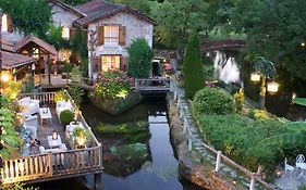 Le Moulin du Roc